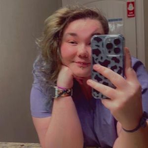 Meet your Posher, Kayla